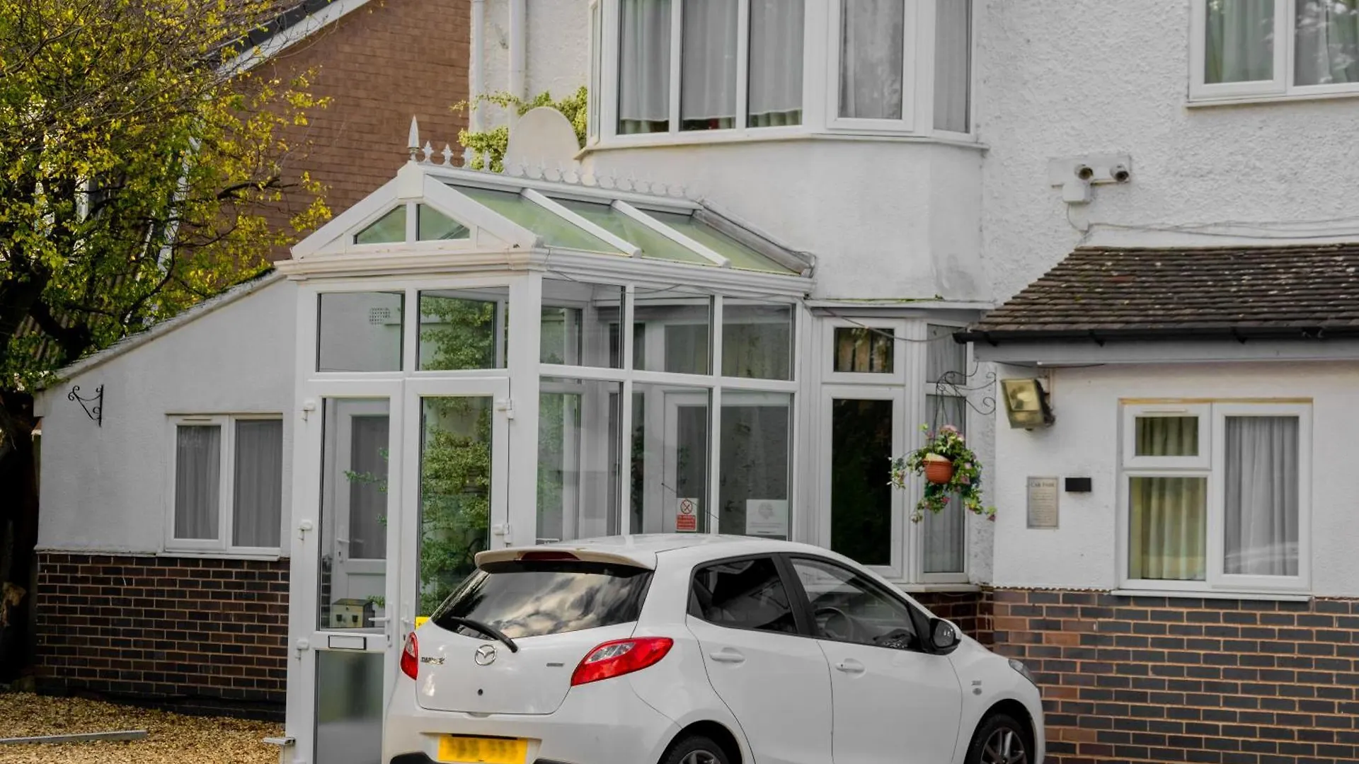 ***  Royal Square Hotel - Nec & Birmingham Airport Marston Green United Kingdom