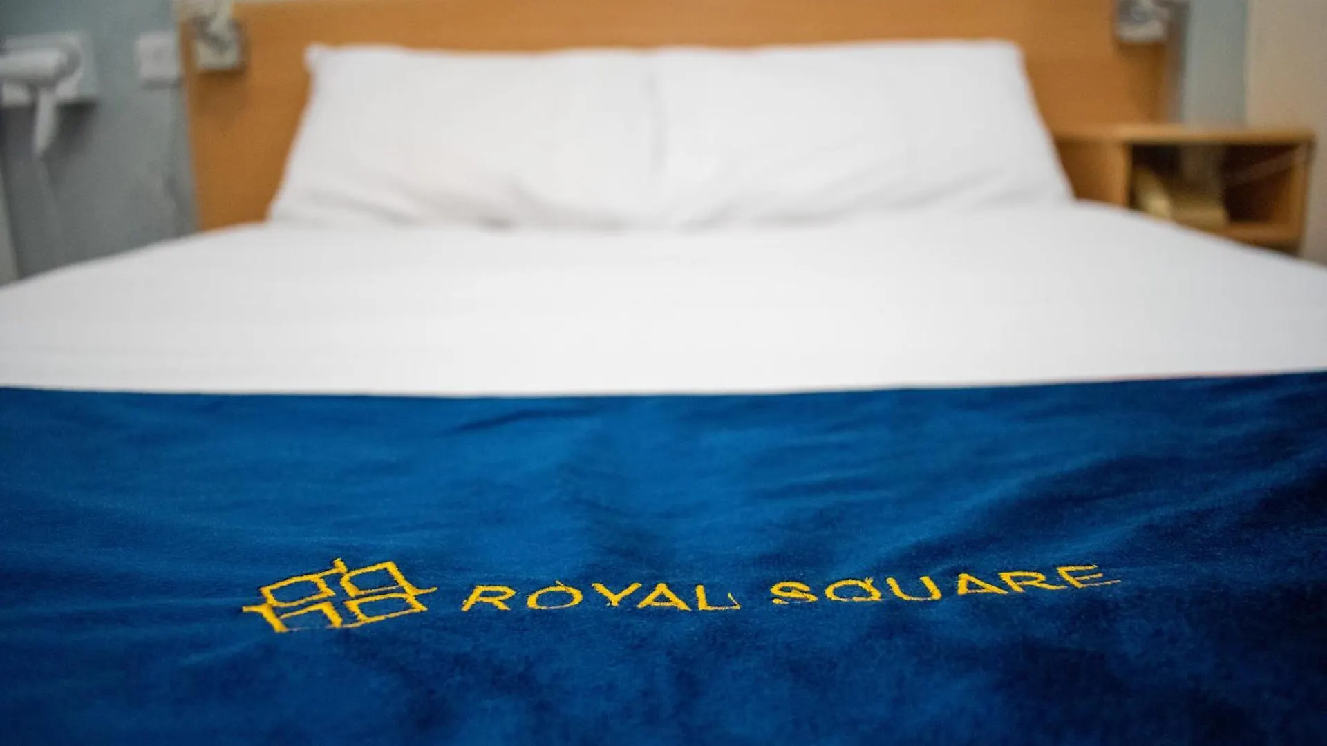 ***  Royal Square Hotel - Nec & Birmingham Airport Marston Green United Kingdom