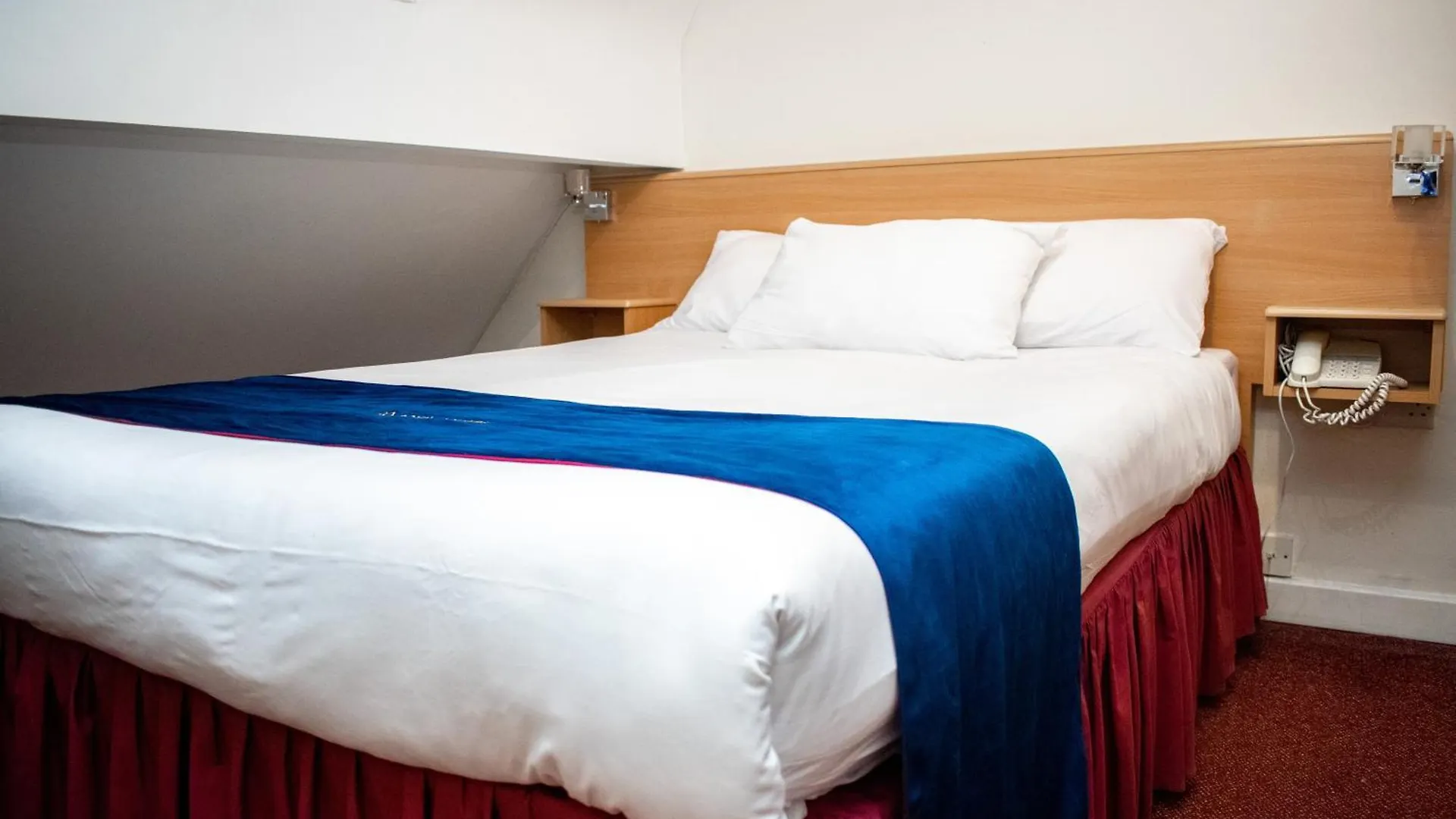 Royal Square Hotel - Nec & Birmingham Airport Marston Green