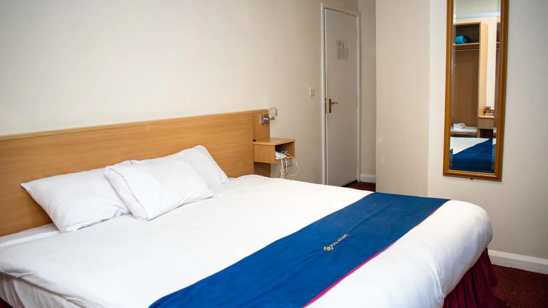 Royal Square Hotel - Nec & Birmingham Airport Marston Green