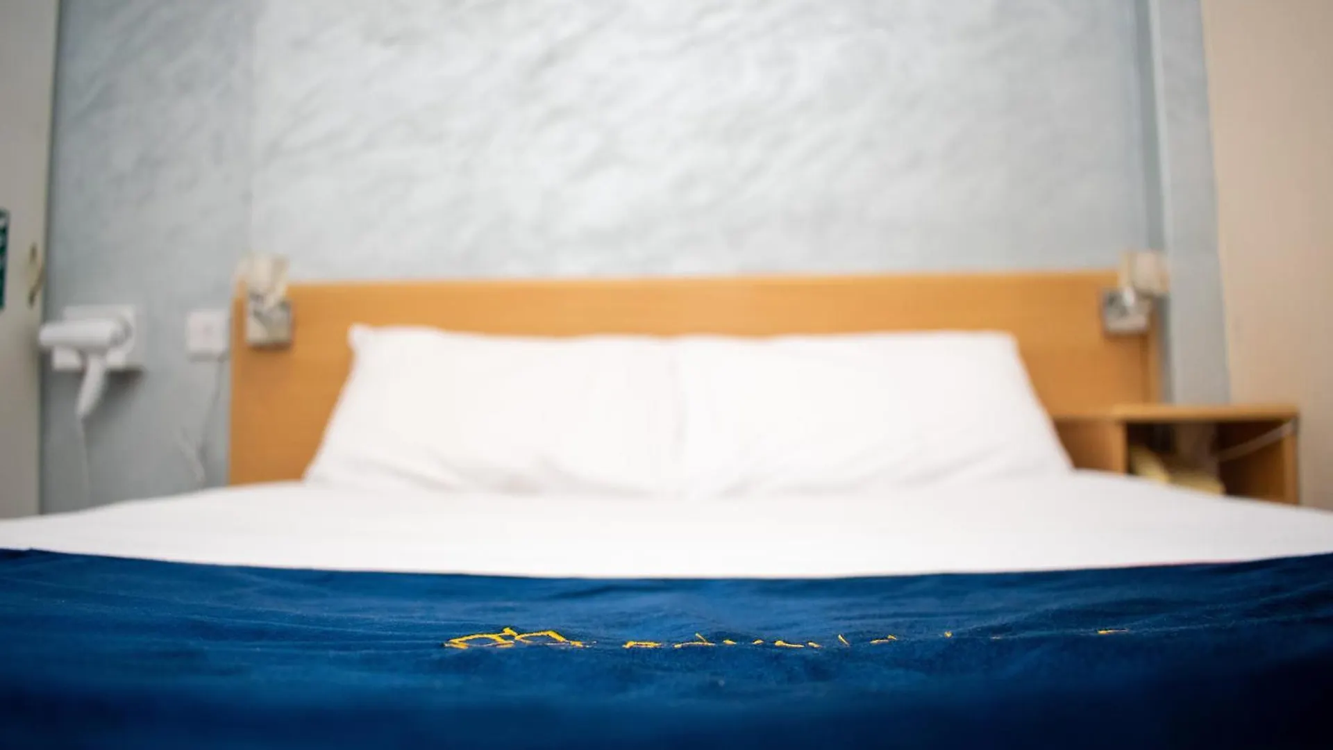 Royal Square Hotel - Nec & Birmingham Airport Marston Green United Kingdom